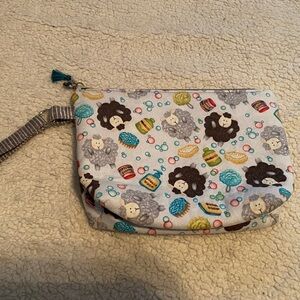Cute storage/makeup bag!
